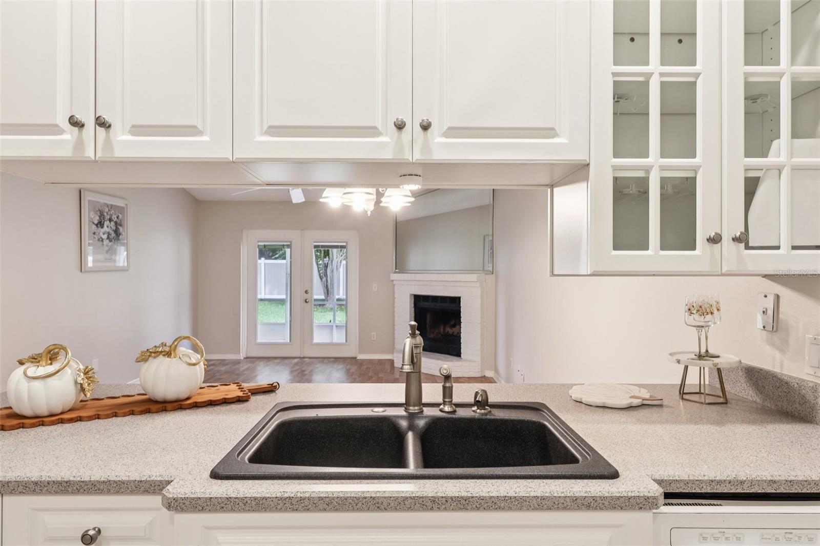 LAZY OAKS CONDO - Residential