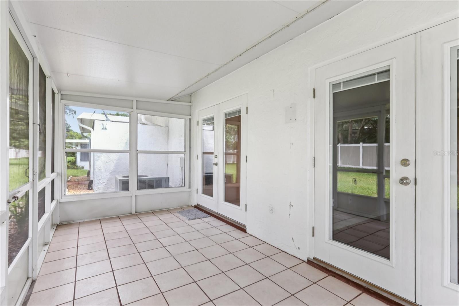 LAZY OAKS CONDO - Residential