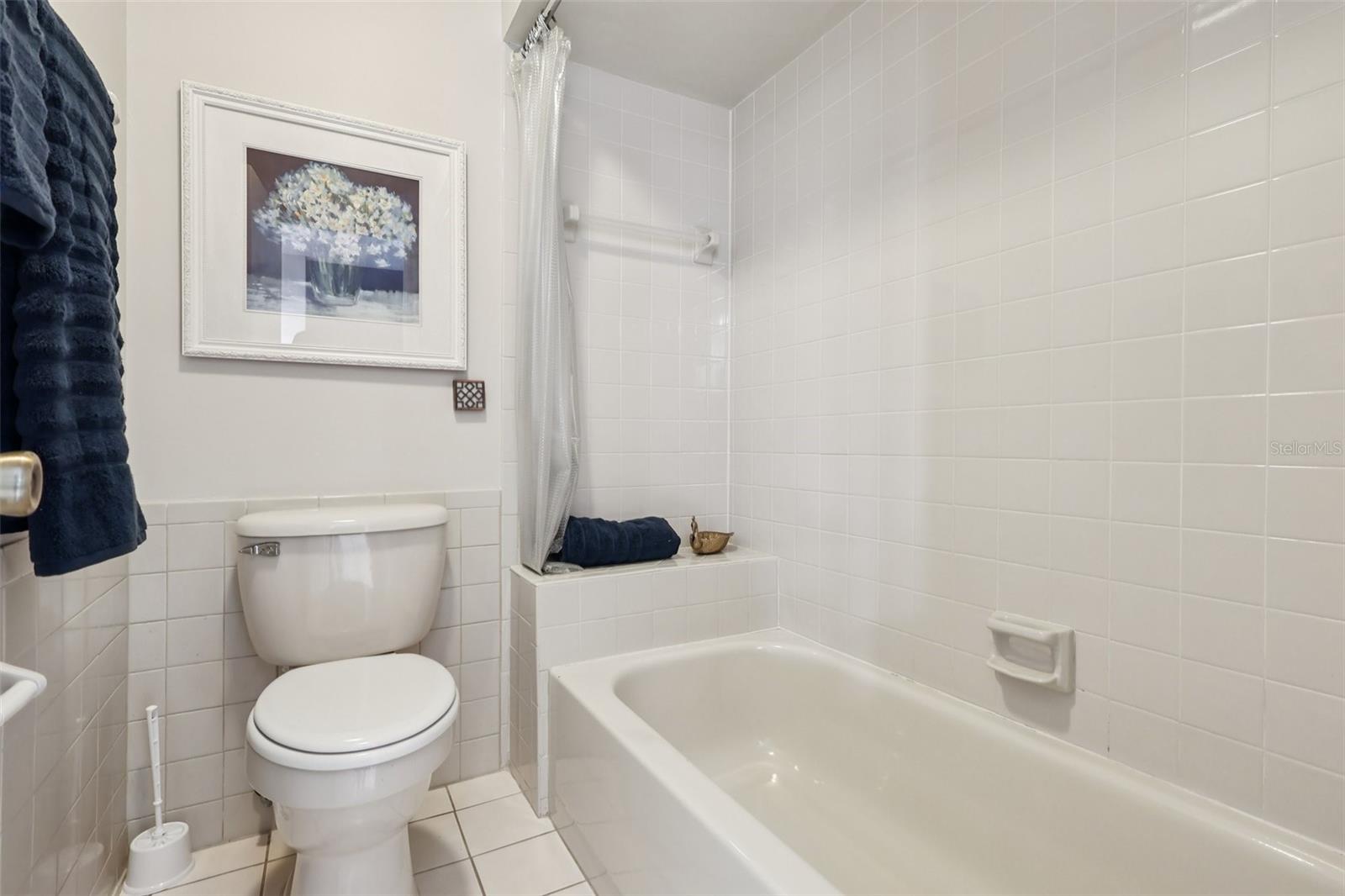 LAZY OAKS CONDO - Residential