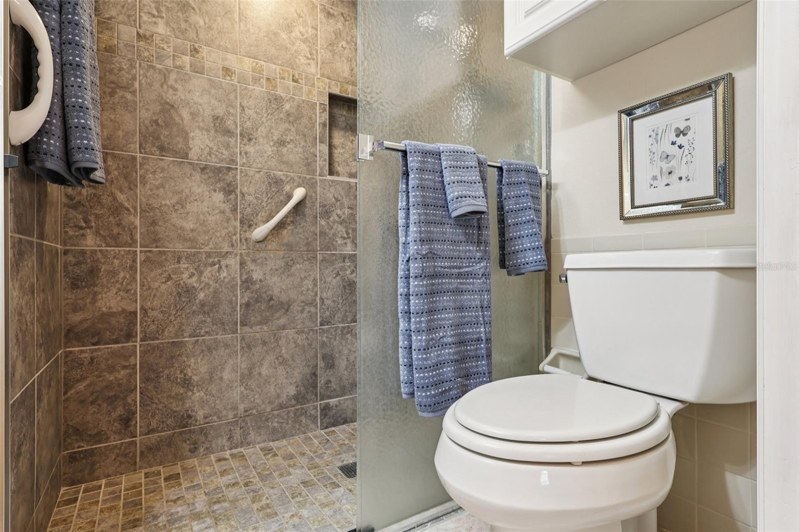 LAZY OAKS CONDO - Residential