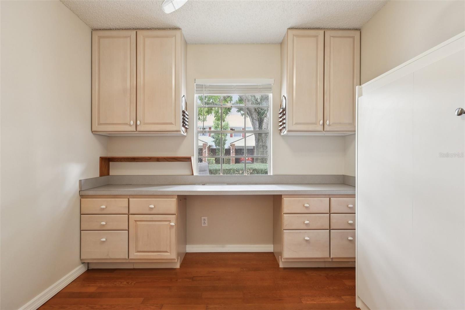 LAZY OAKS CONDO - Residential