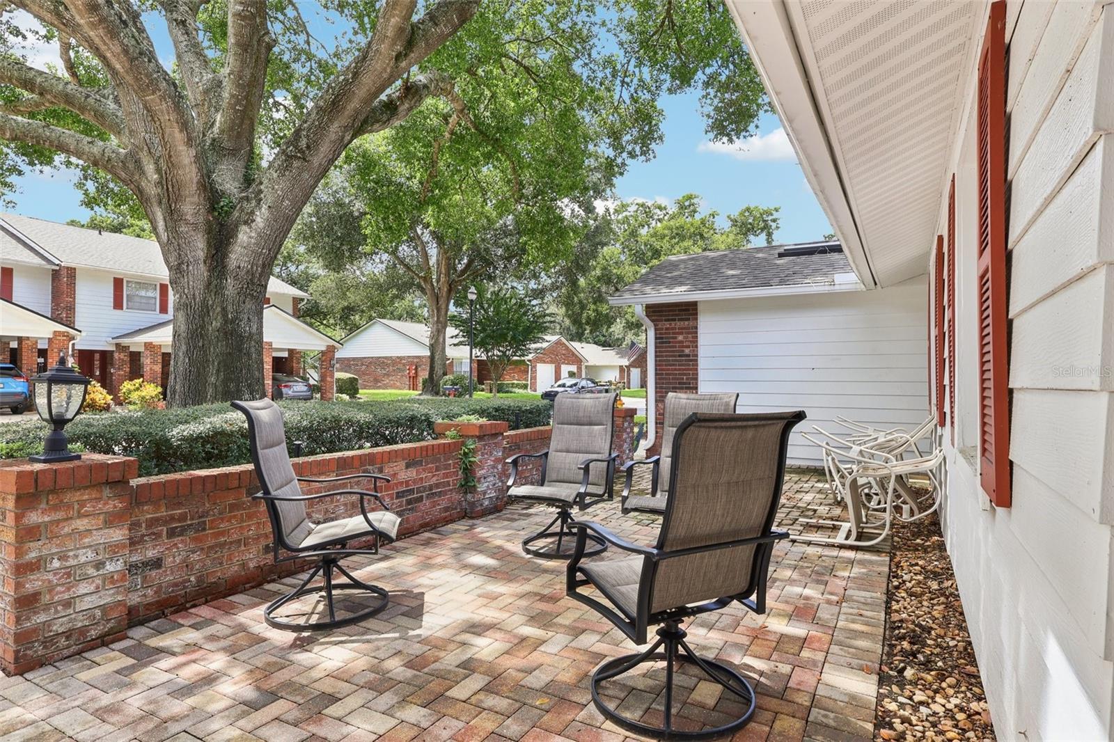 LAZY OAKS CONDO - Residential