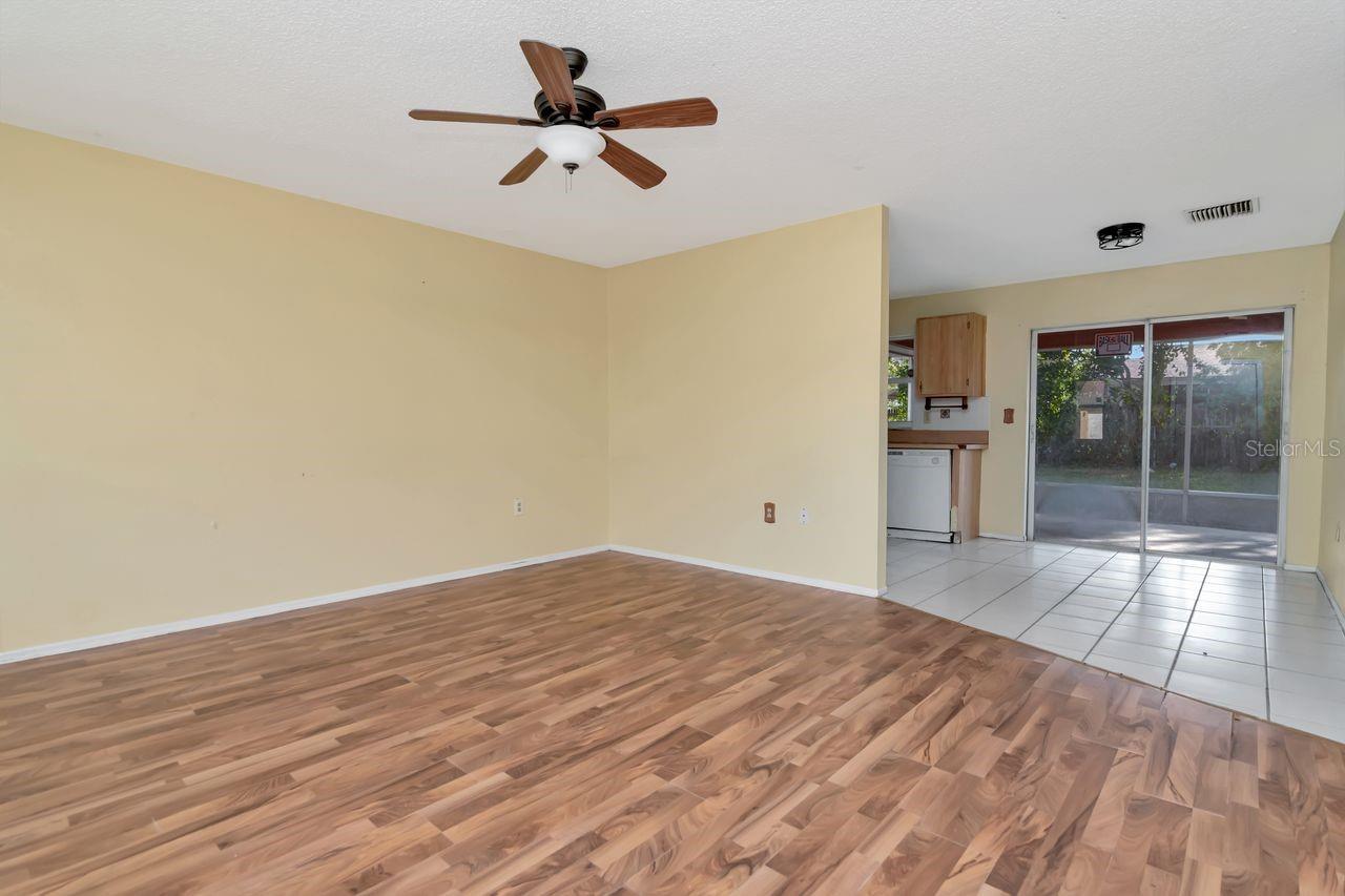 SEVEN SPGS HOMES - Residential