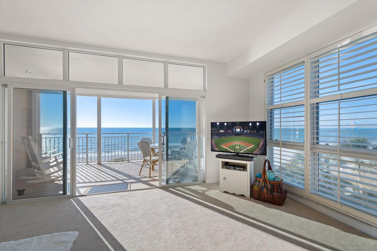 CHEZ SOLEIL CONDO - Residential