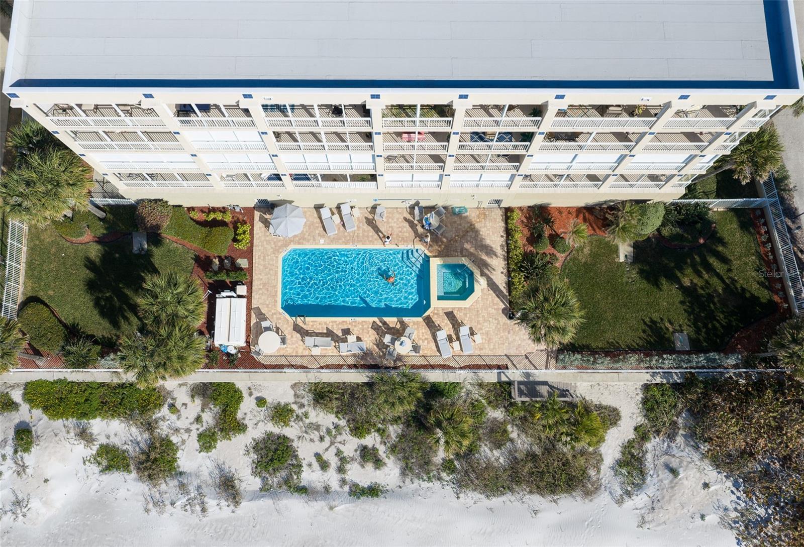 CHEZ SOLEIL CONDO - Residential