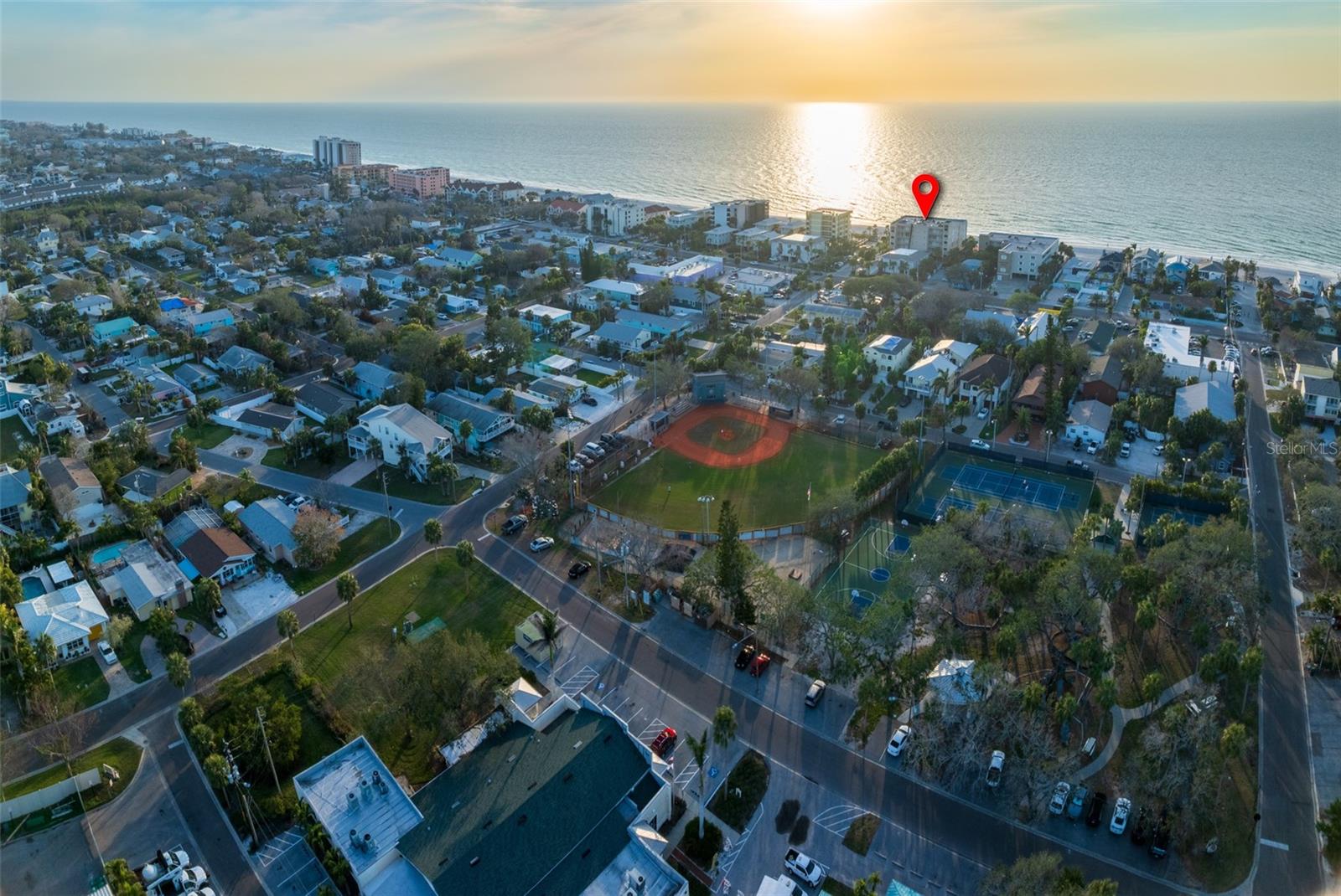CHEZ SOLEIL CONDO - Residential