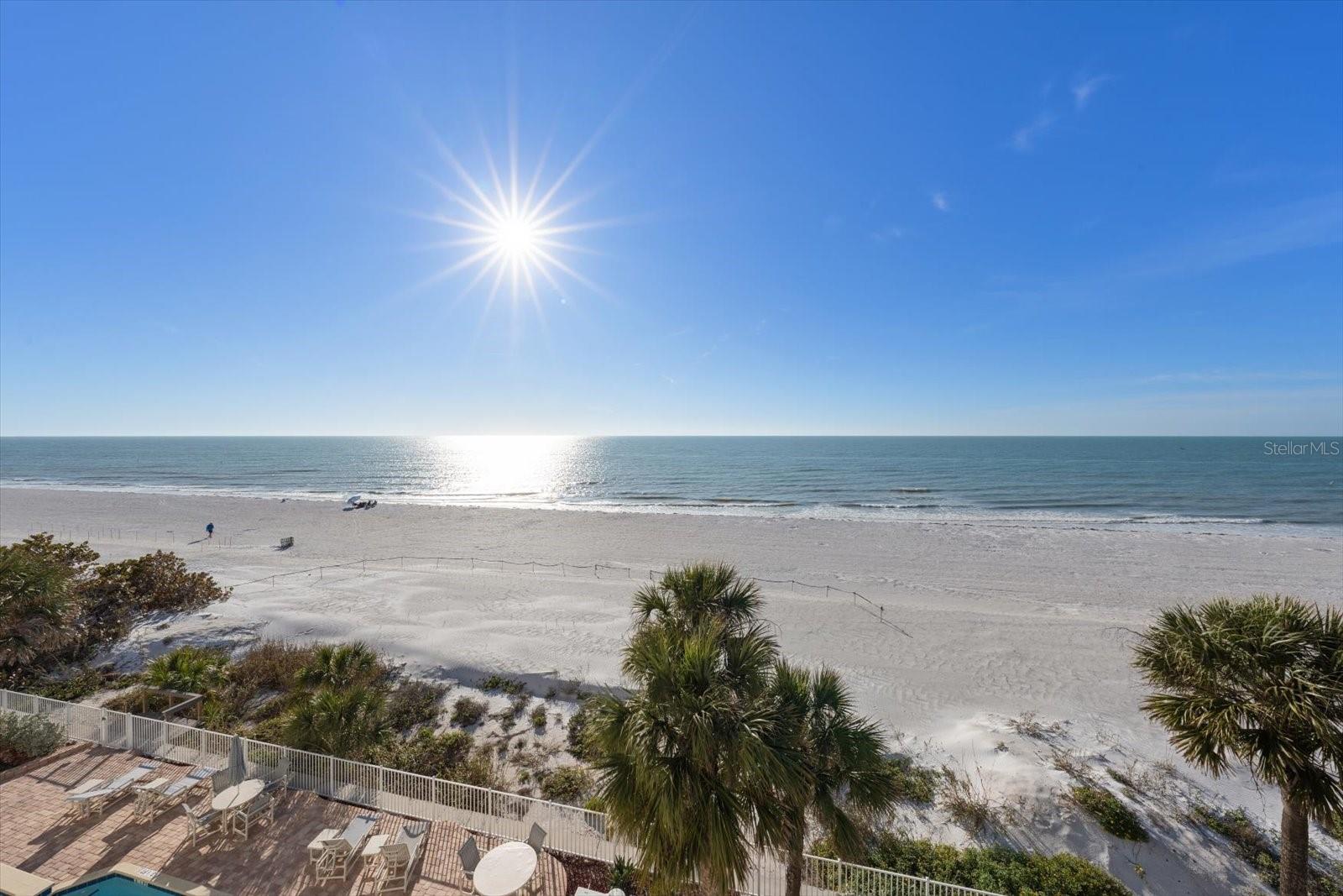 CHEZ SOLEIL CONDO - Residential