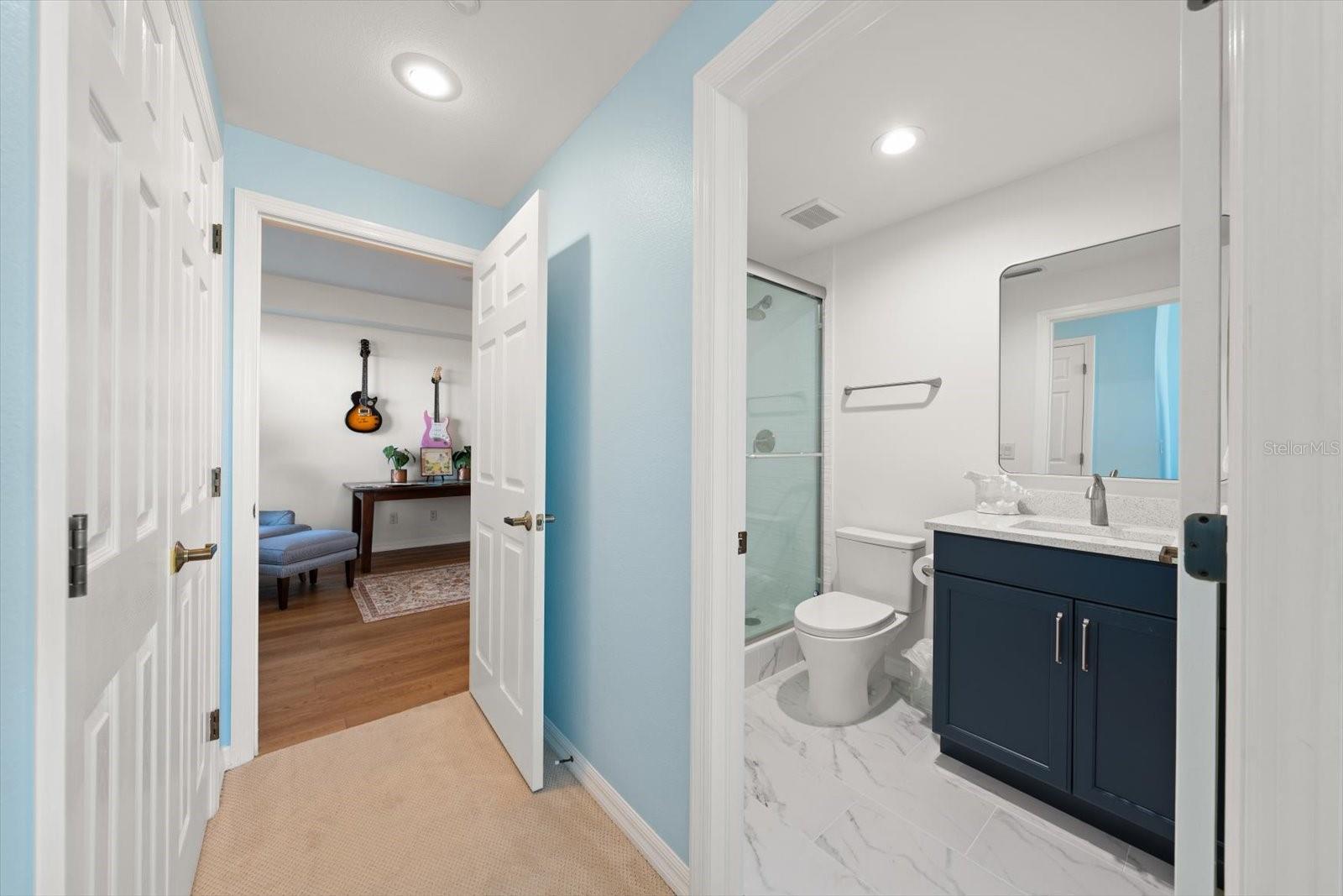 CHEZ SOLEIL CONDO - Residential