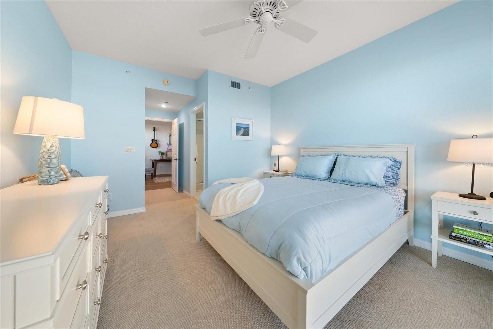 CHEZ SOLEIL CONDO - Residential