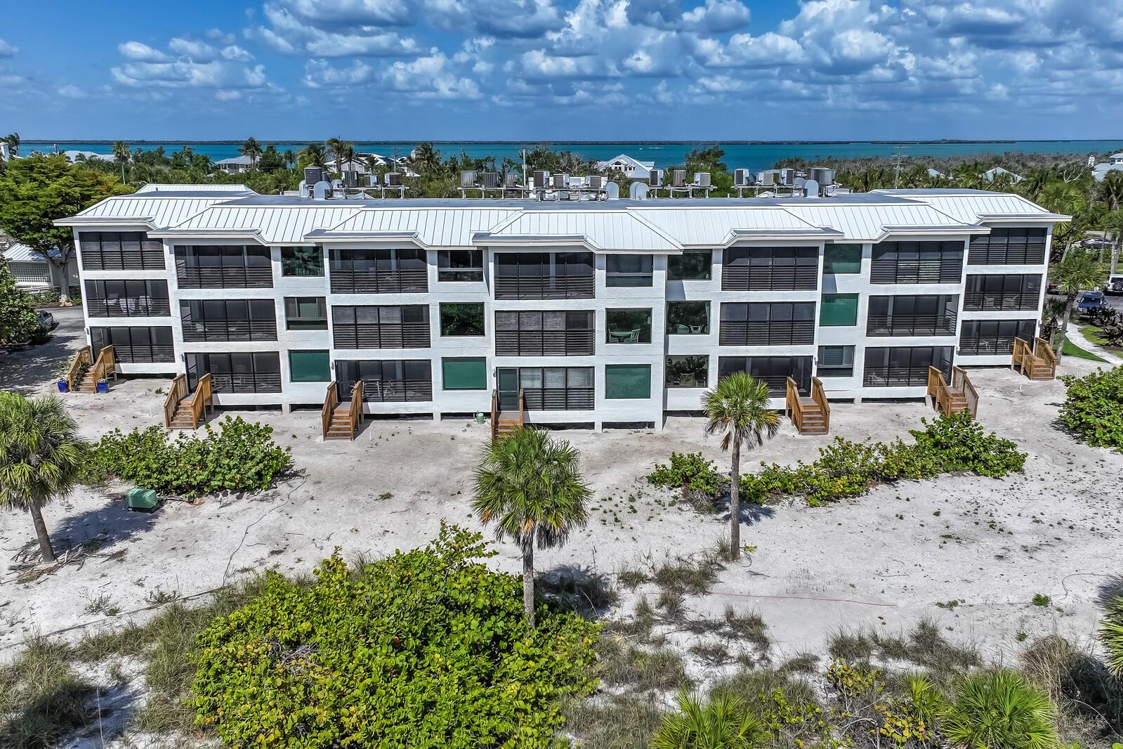 BEACH CHALET BLD G - Residential