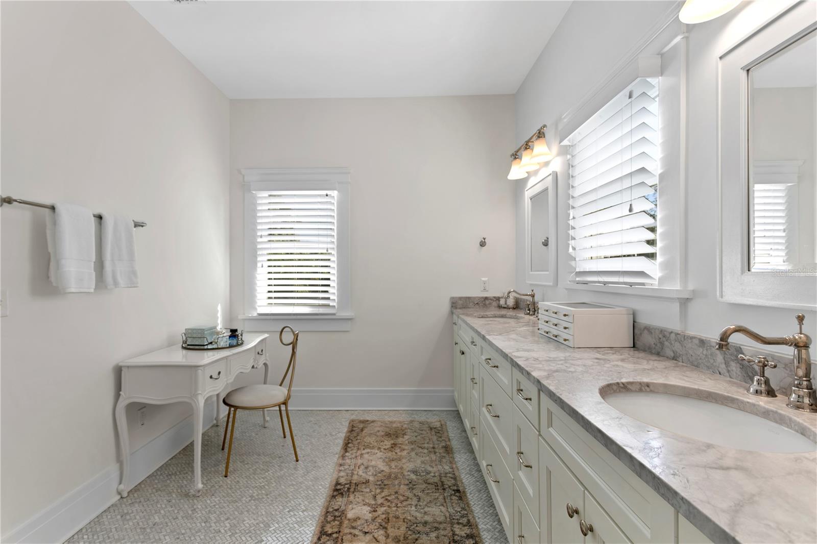 WEST HYDE PARK - Residential