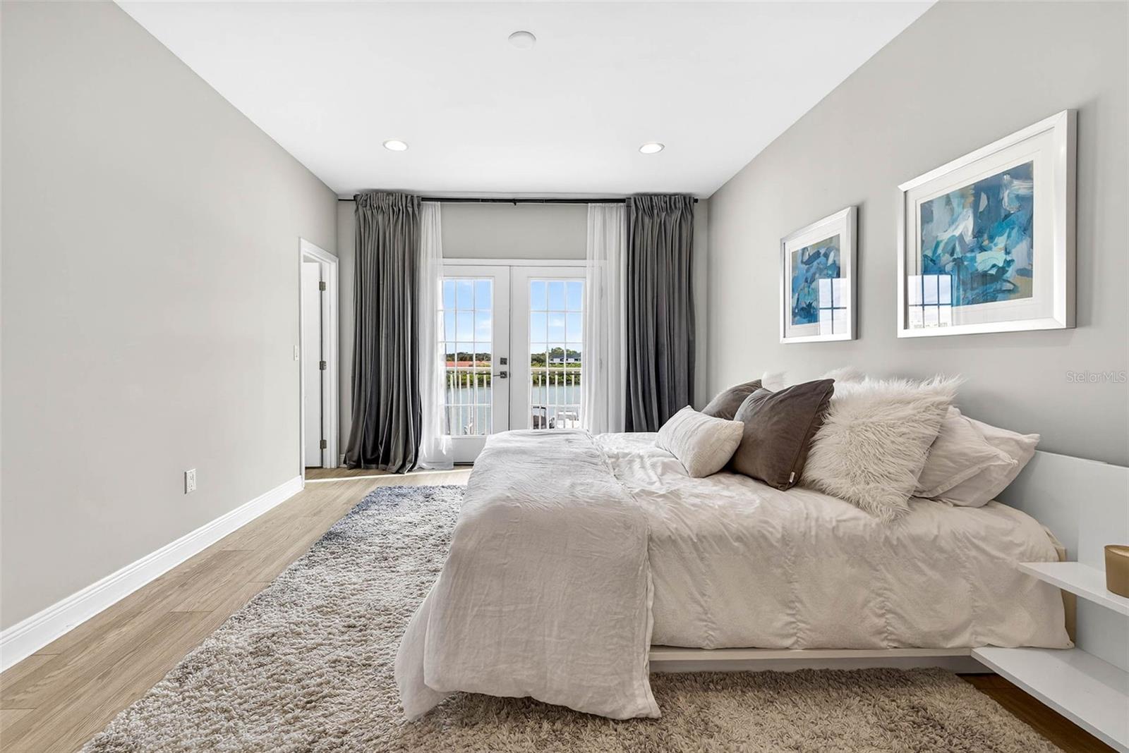 WATERSIDE INDIAN SHORES - Residential