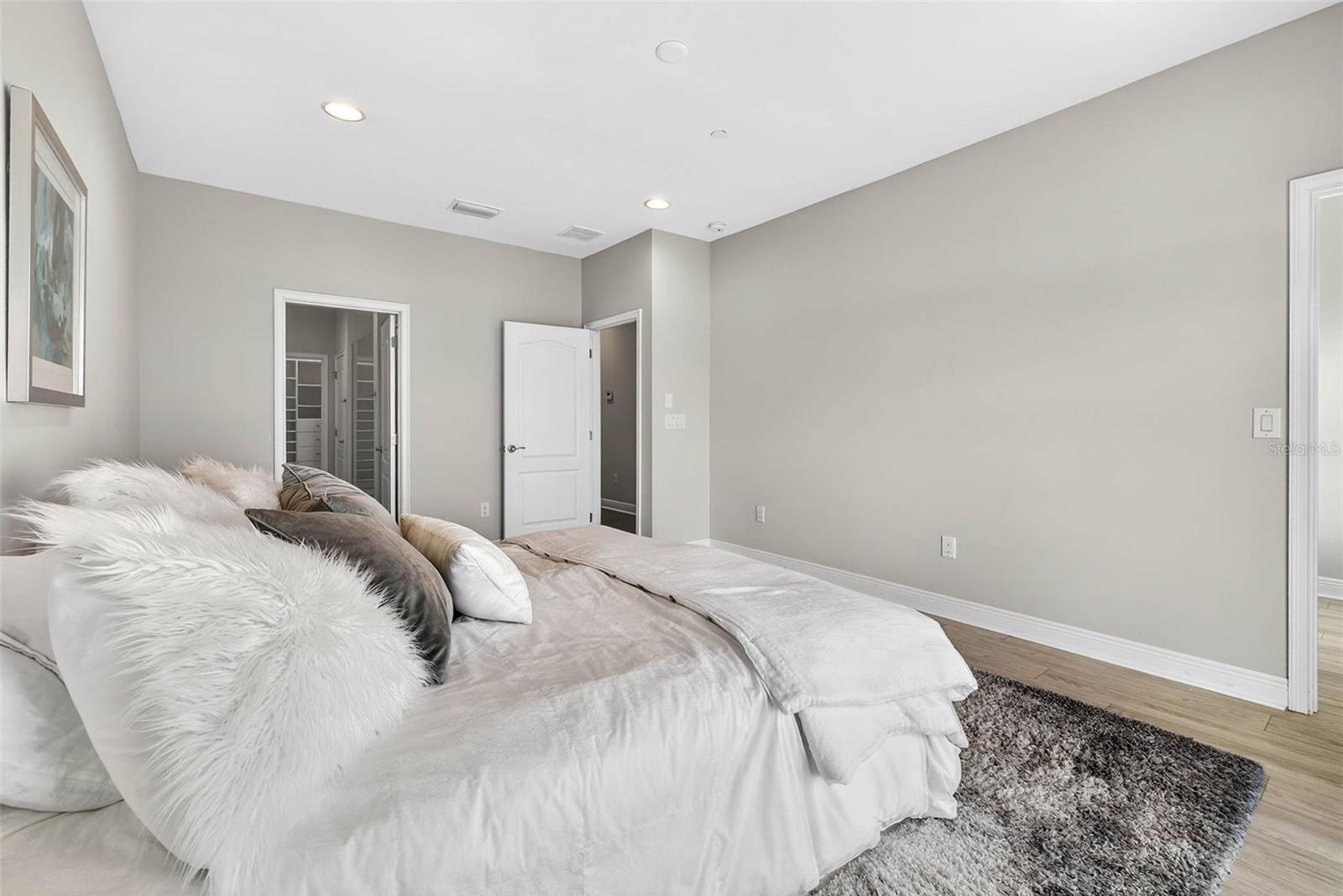 WATERSIDE INDIAN SHORES - Residential