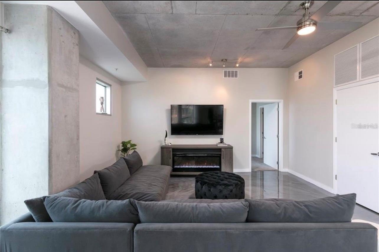 JACKSON - Residential Lease