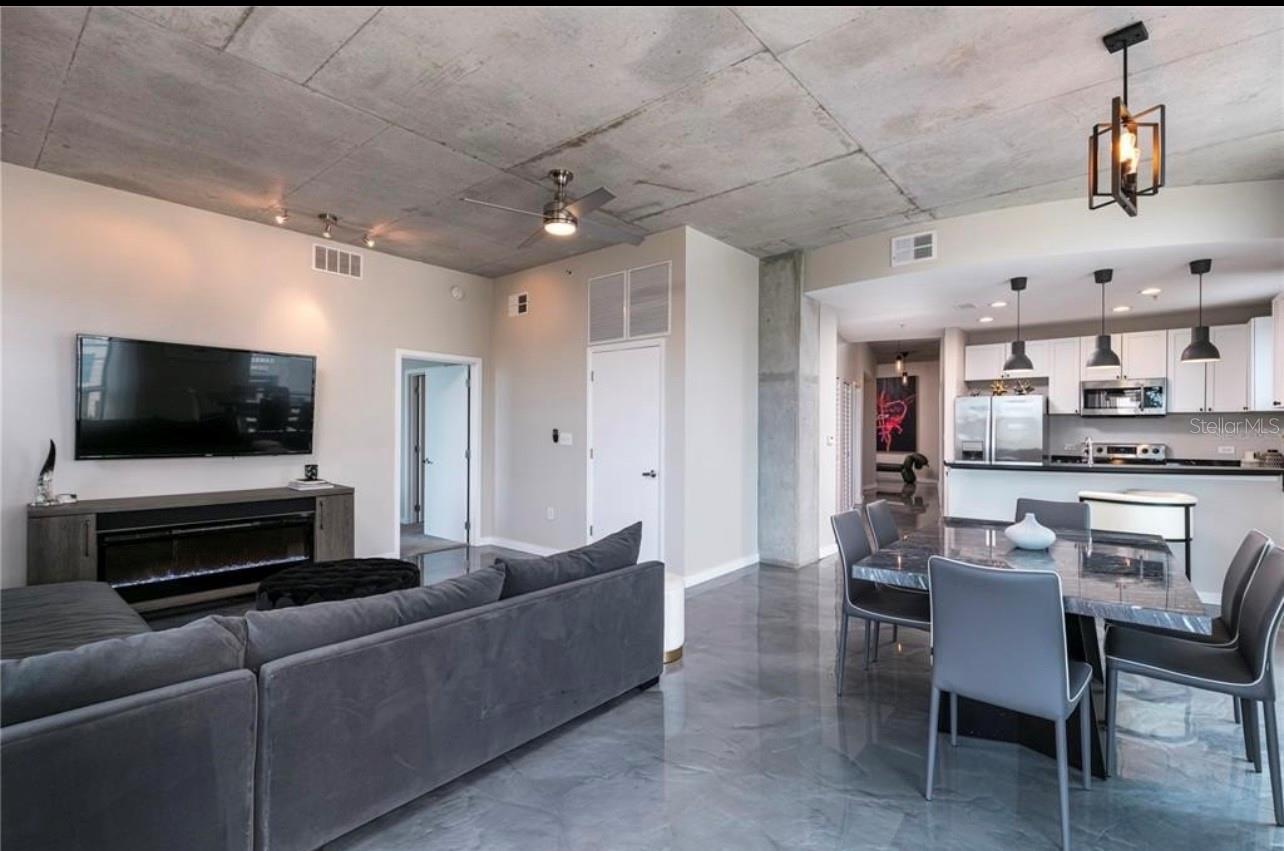 JACKSON - Residential Lease