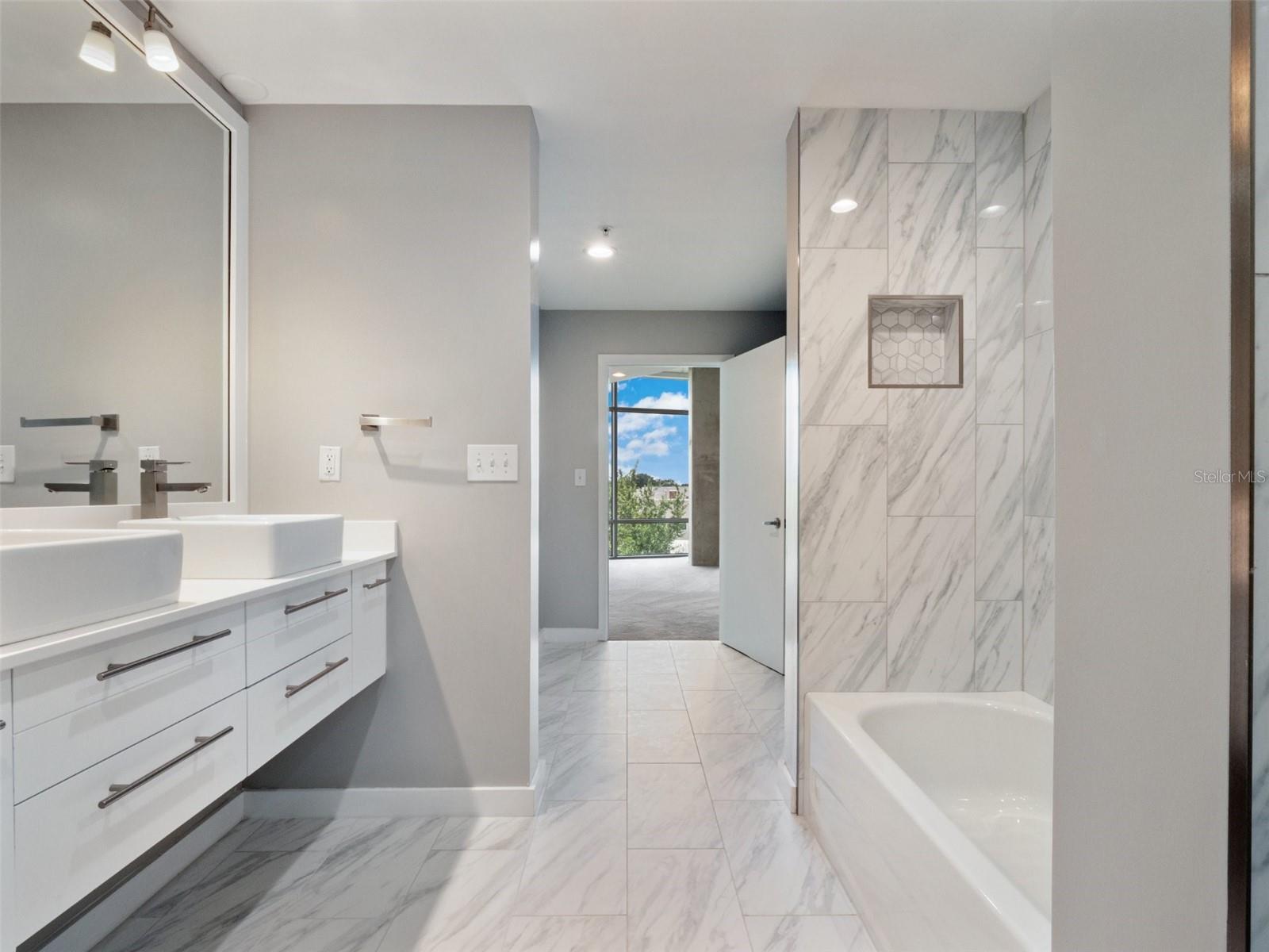 JACKSON - Residential Lease