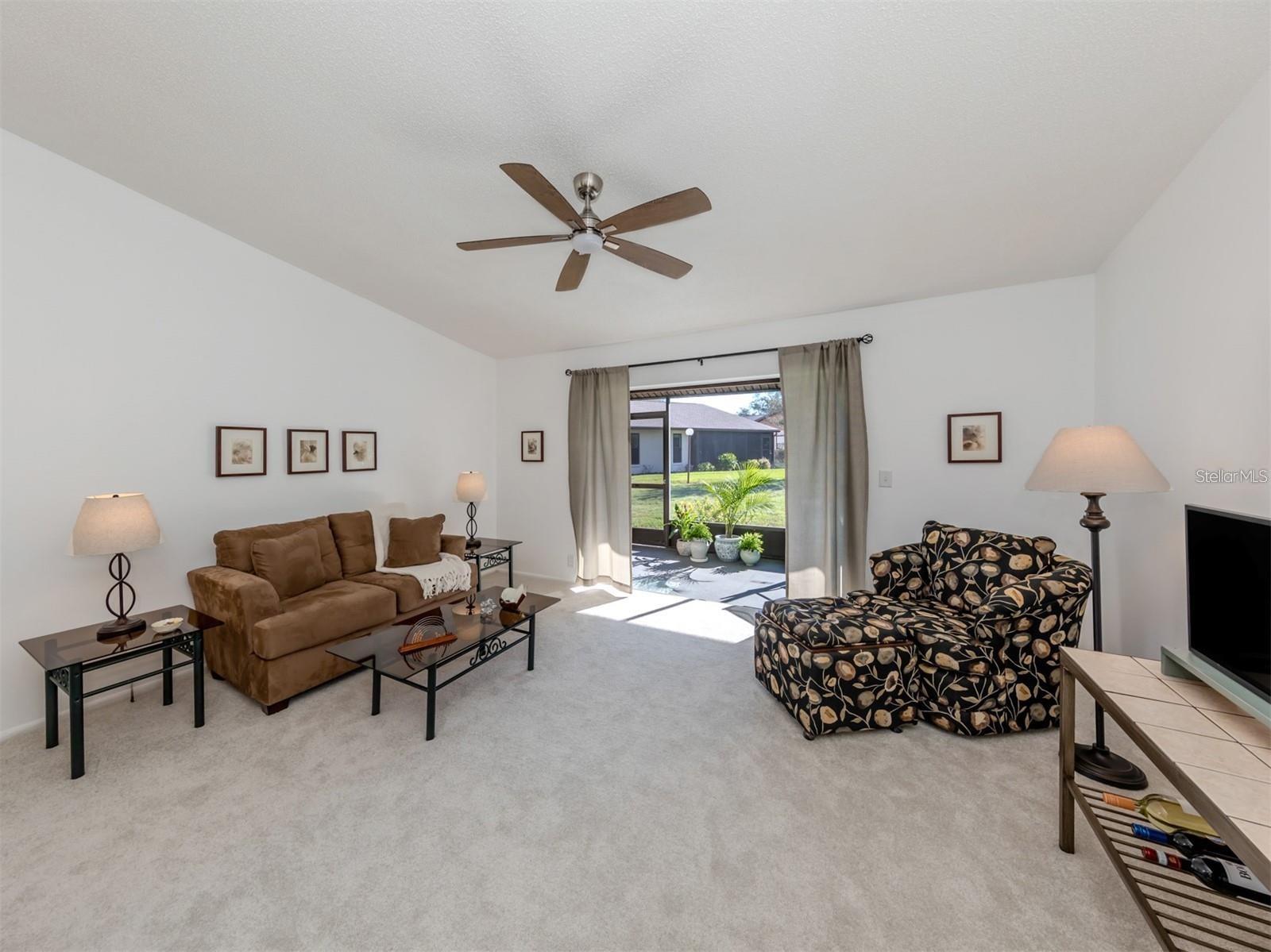 CURRY COVE - Residential