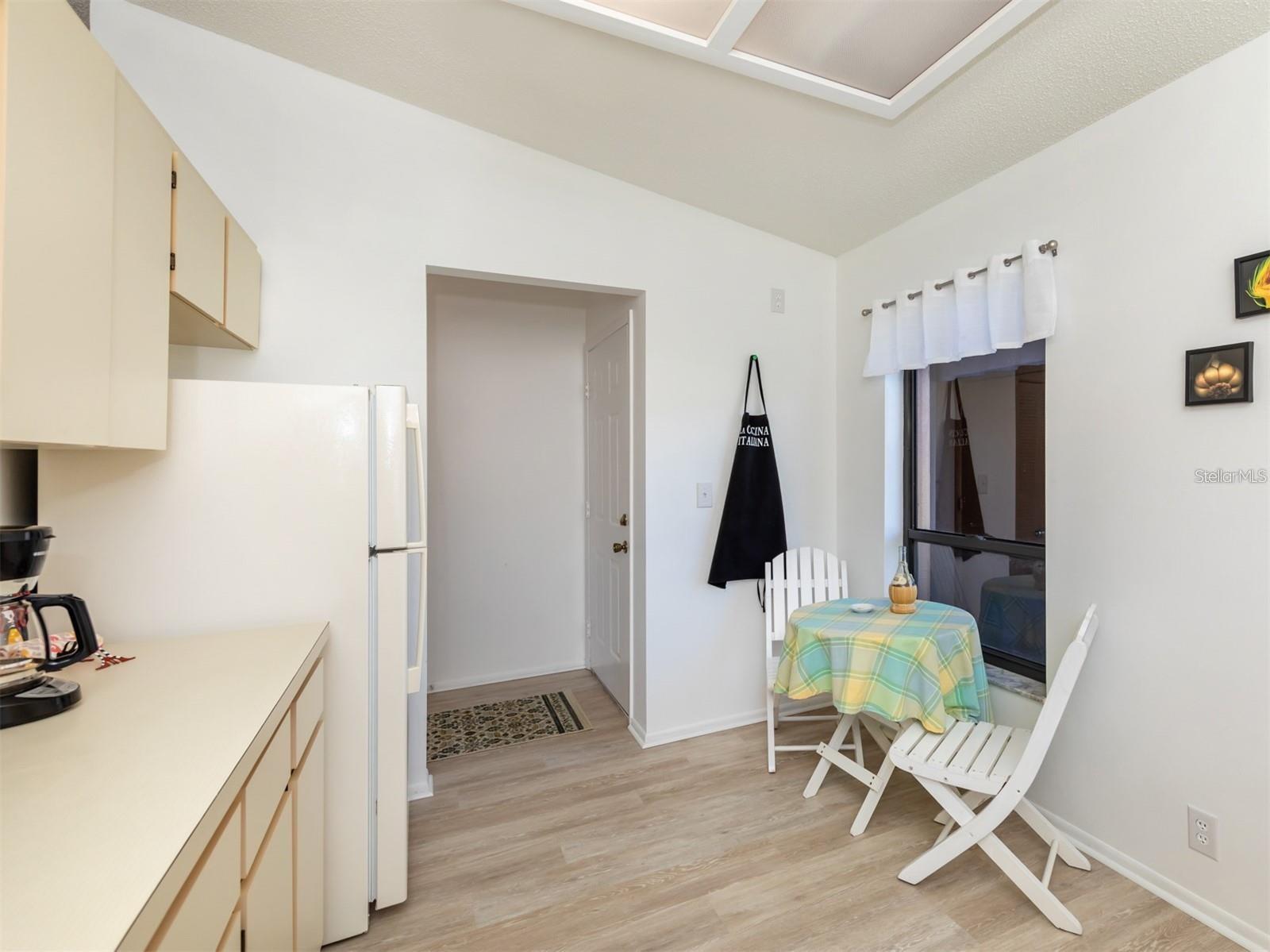 CURRY COVE - Residential