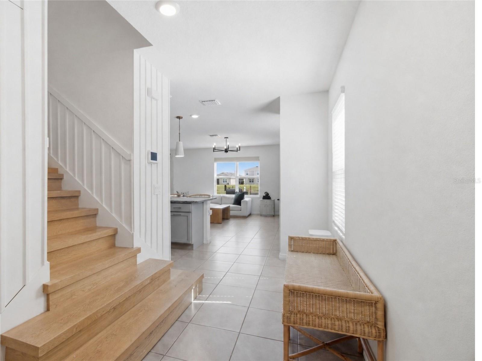 3262 HILLTOP CIRCLE