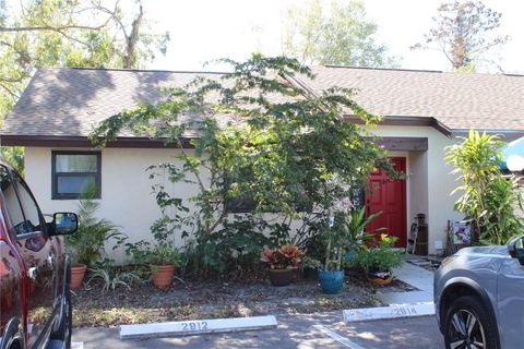 A home in PALM HARBOR