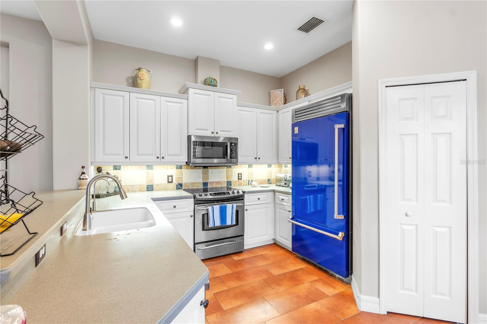 PARK TRACE ESTATES - Residential