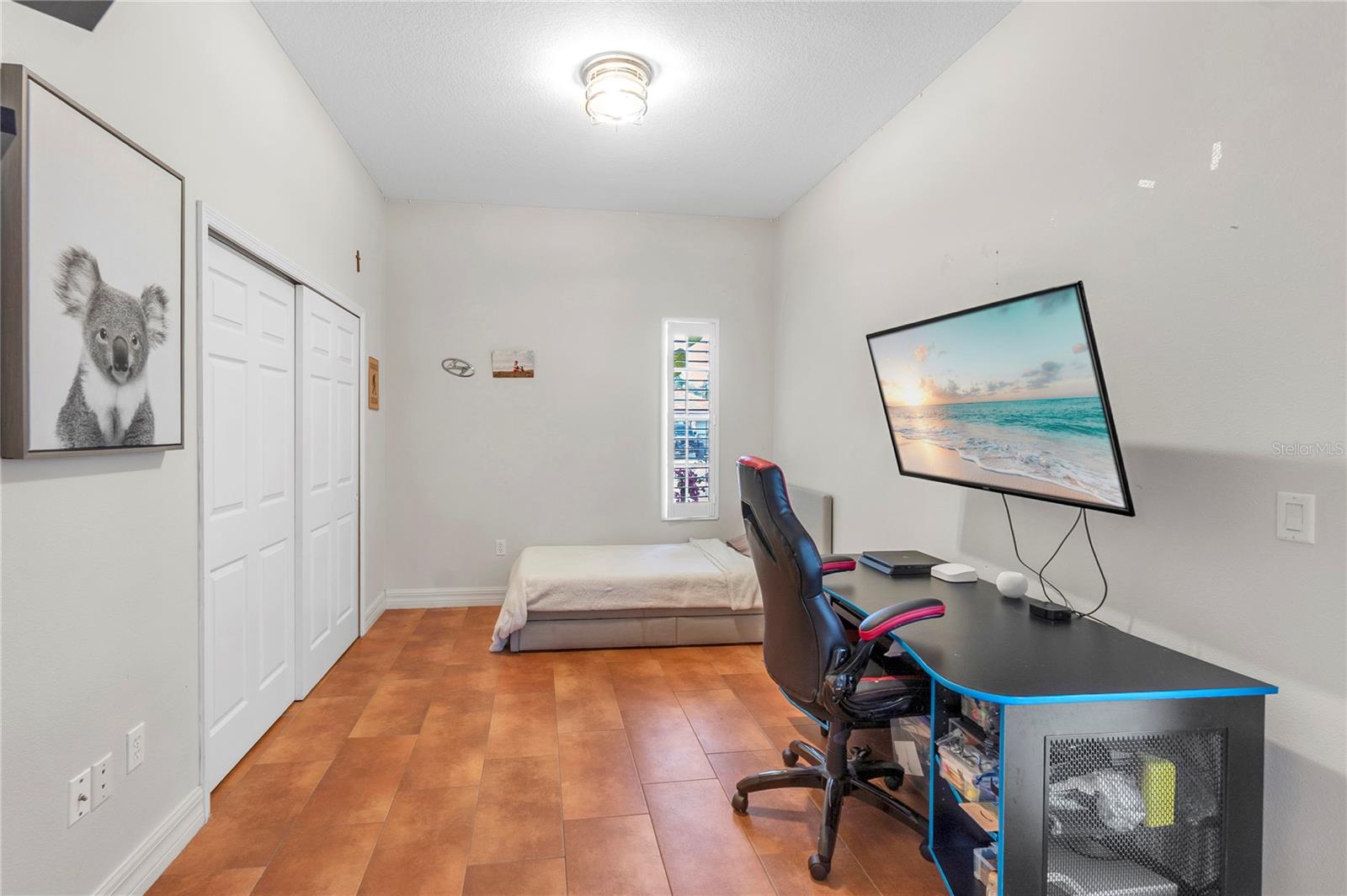 PARK TRACE ESTATES - Residential