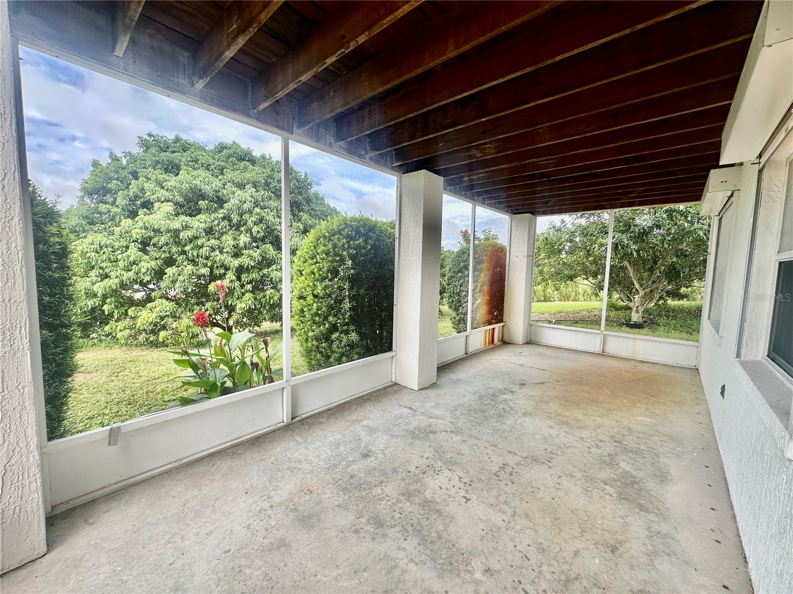 HOWEY W J LAND STARR LAKE - Residential Lease