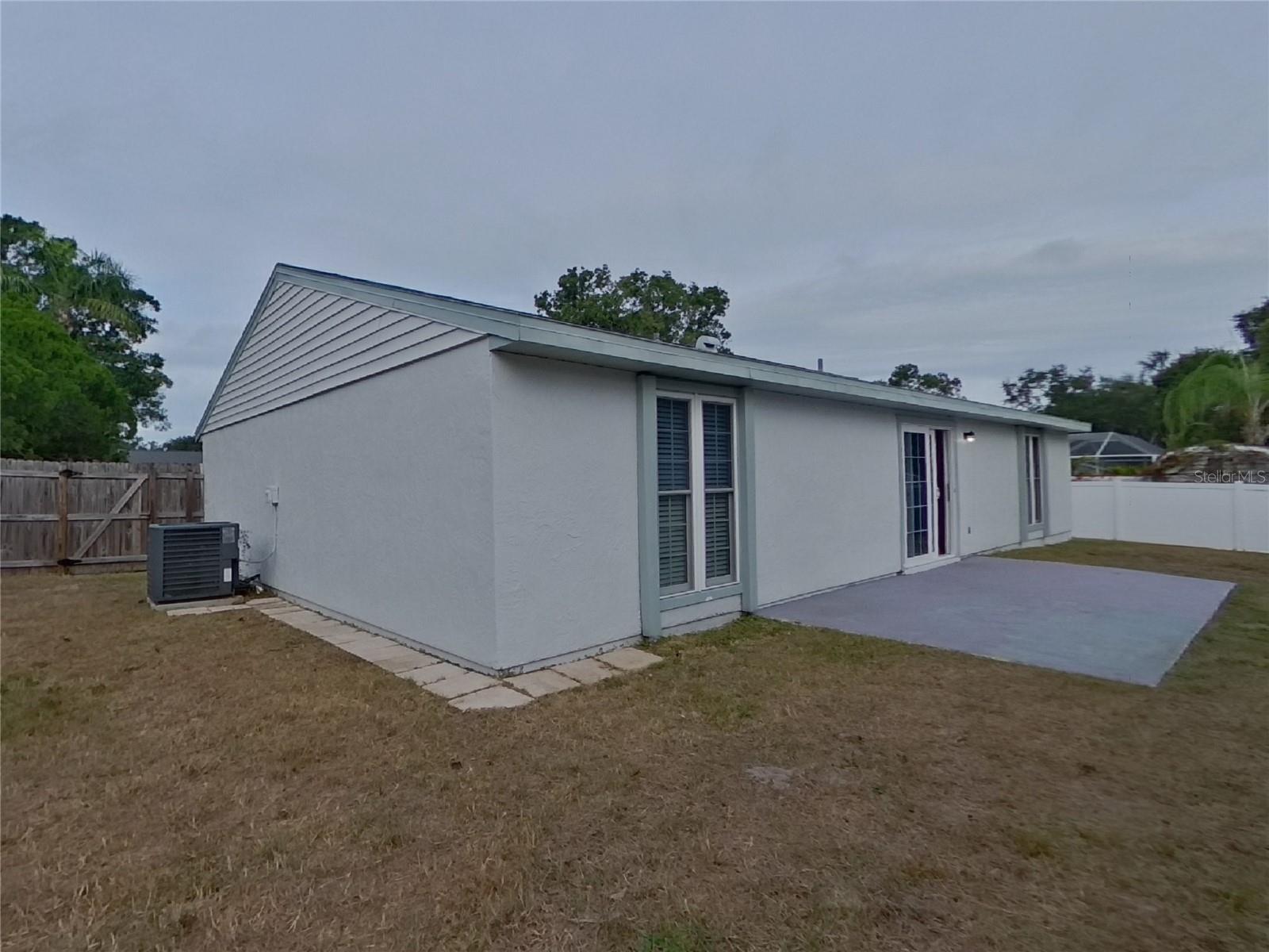 CINNAMON HILL - Residential Lease