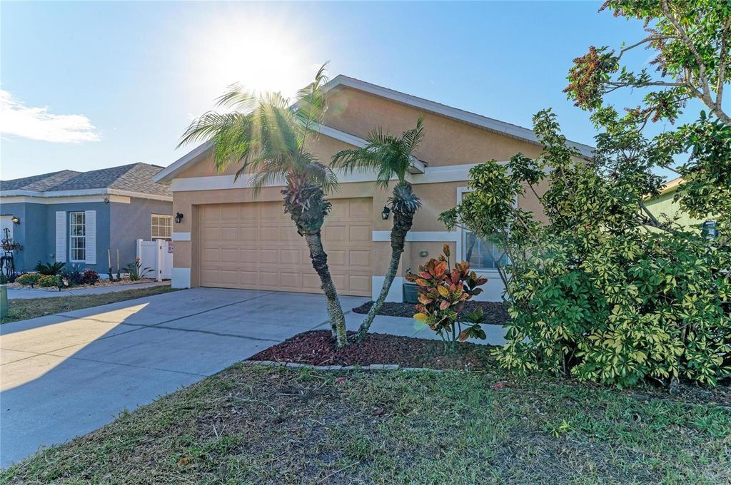 Photo of 2311 29th Avenue E, Palmetto, FL 34221 (MLS # A4677148)
