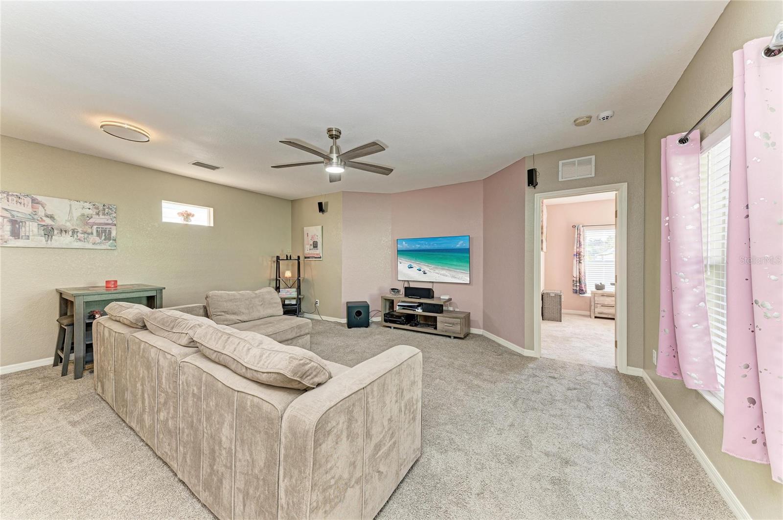 OAK VIEW PHASE 3 - Residential