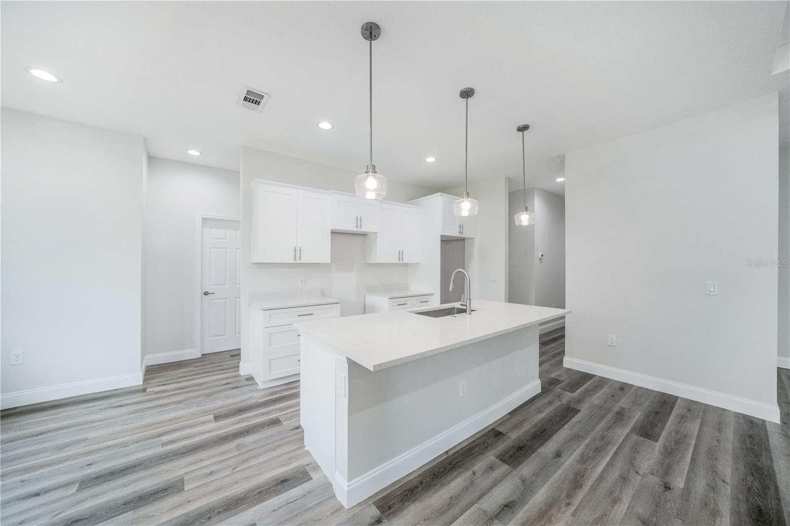 5509 FAIRLANE DRIVE
