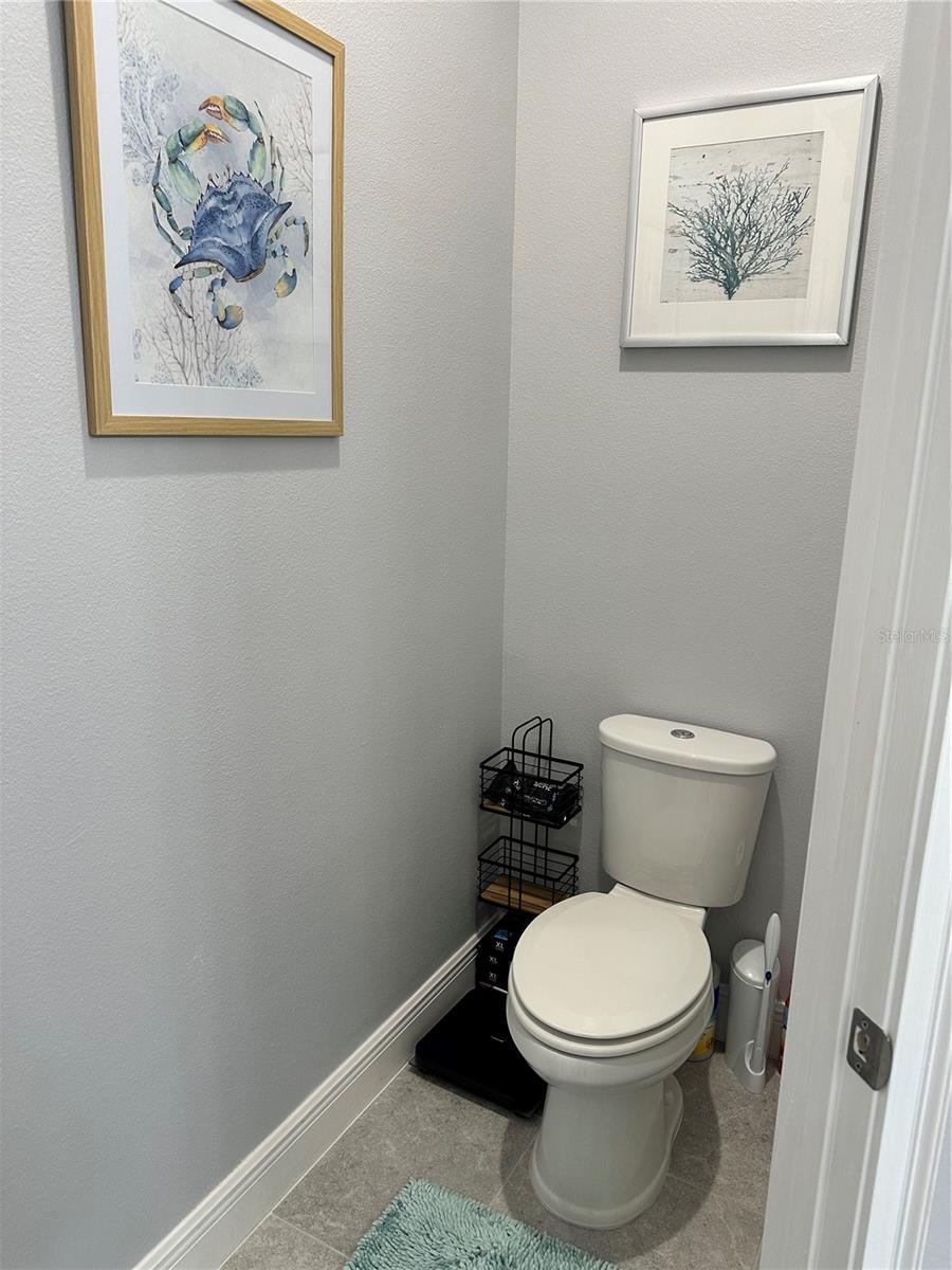 NORTHWEST LAKESIDE GROVES PH 1 - Residential