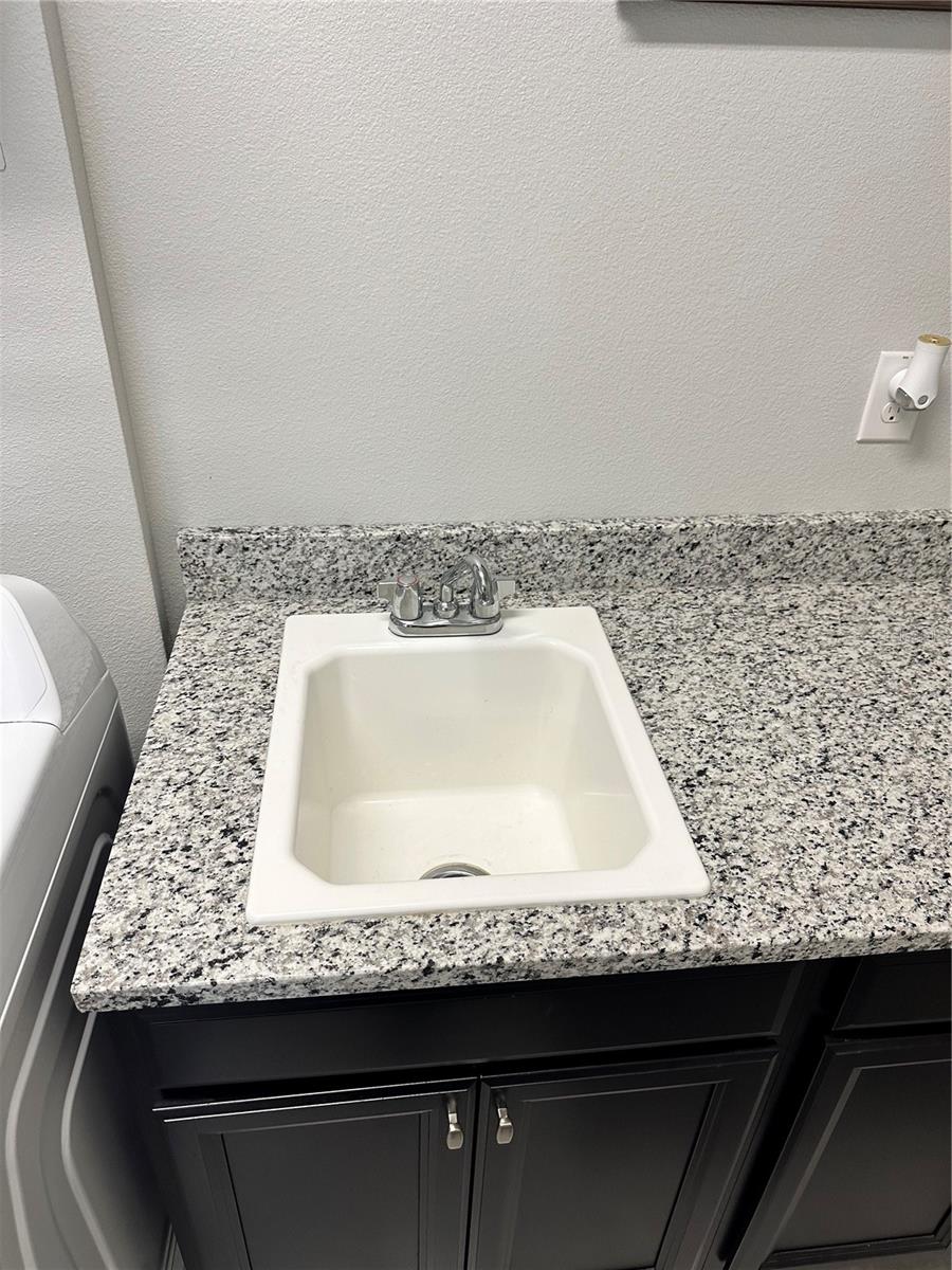 NORTHWEST LAKESIDE GROVES PH 1 - Residential