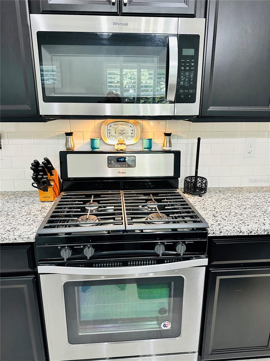 NORTHWEST LAKESIDE GROVES PH 1 - Residential