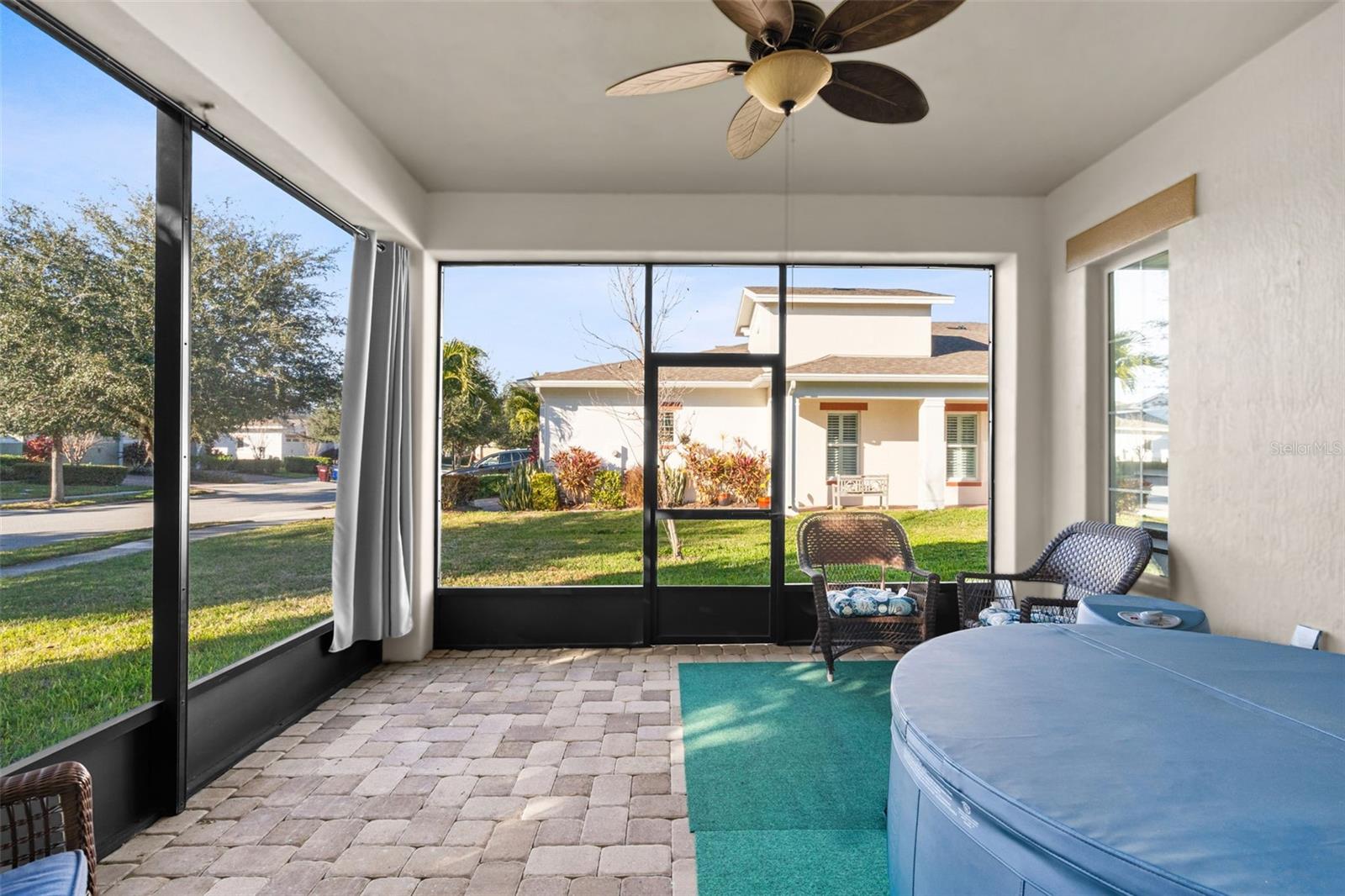 2437 YELLOW BRICK ROAD