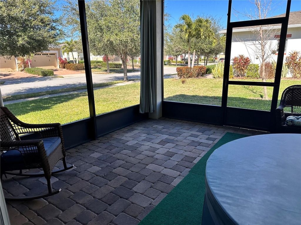 Photo of 2437 Yellow Brick Road, Saint Cloud, FL 34772 (MLS # O6374644)