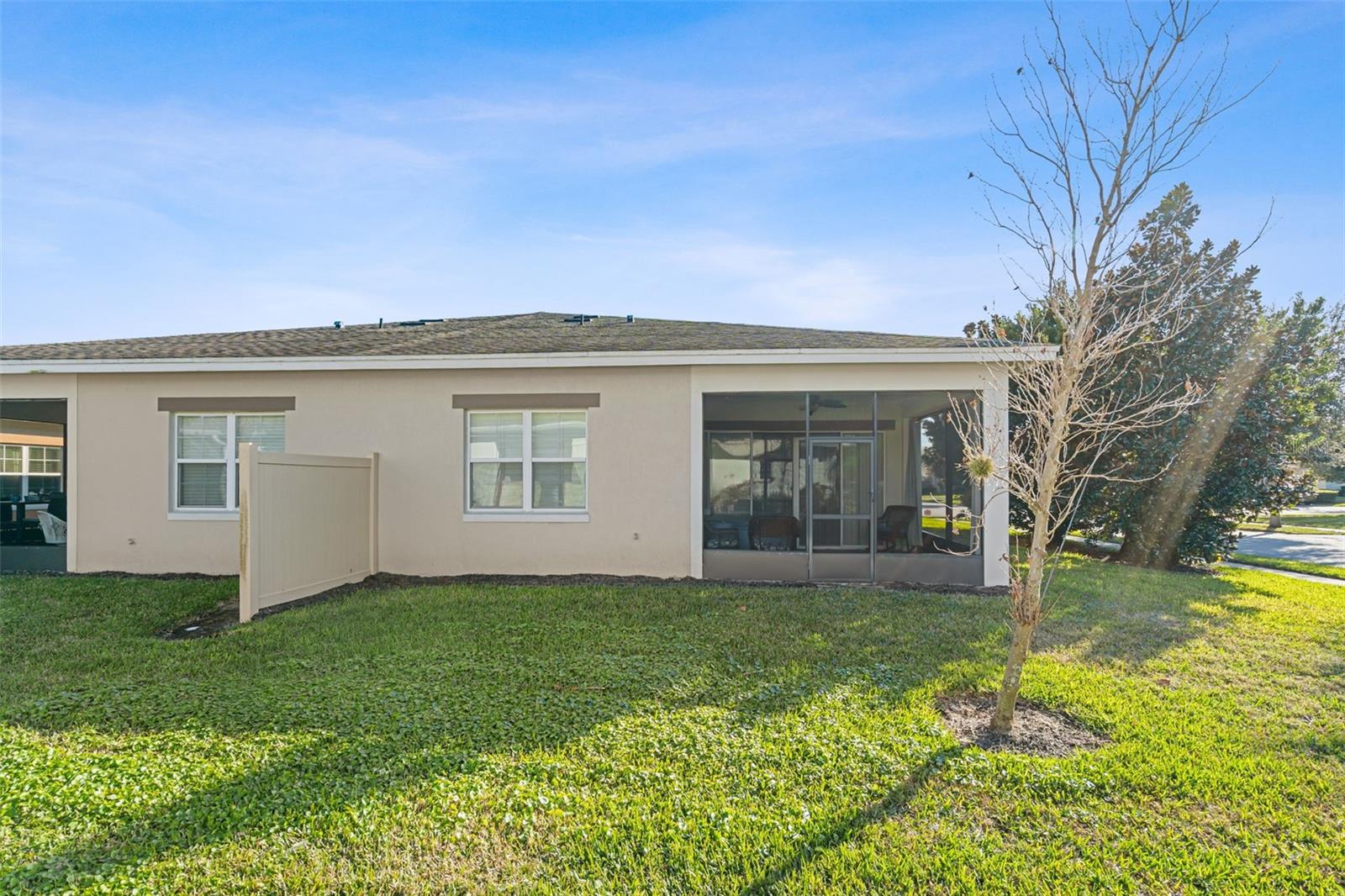 2437 YELLOW BRICK ROAD