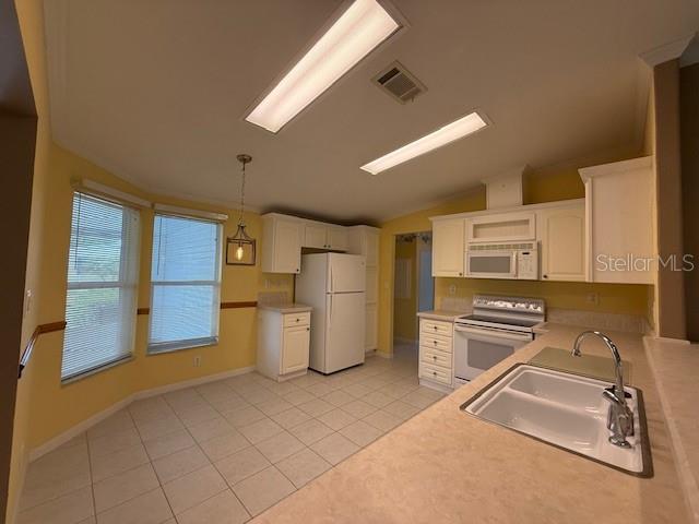 IMPERIAL LAKES ESTATES UNIT II - Residential