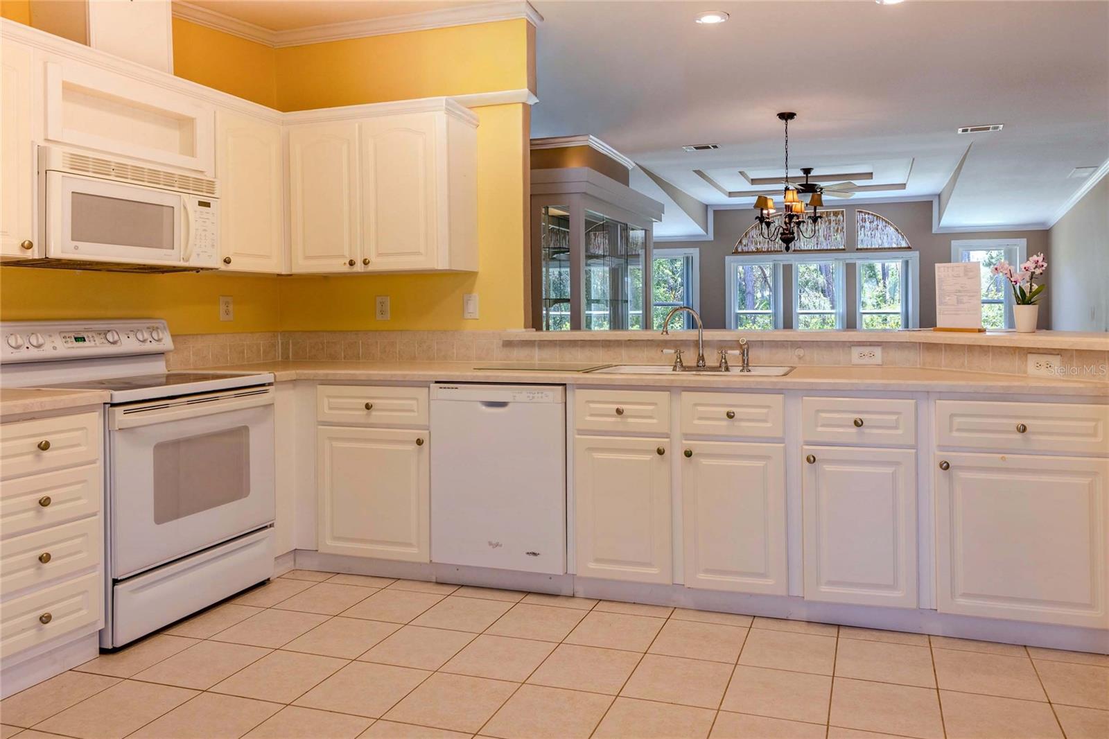IMPERIAL LAKES ESTATES UNIT II - Residential