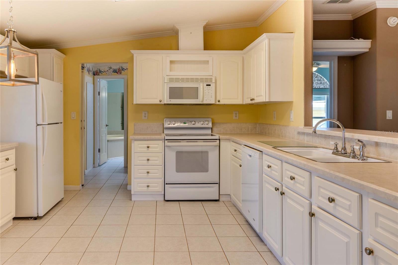 IMPERIAL LAKES ESTATES UNIT II - Residential