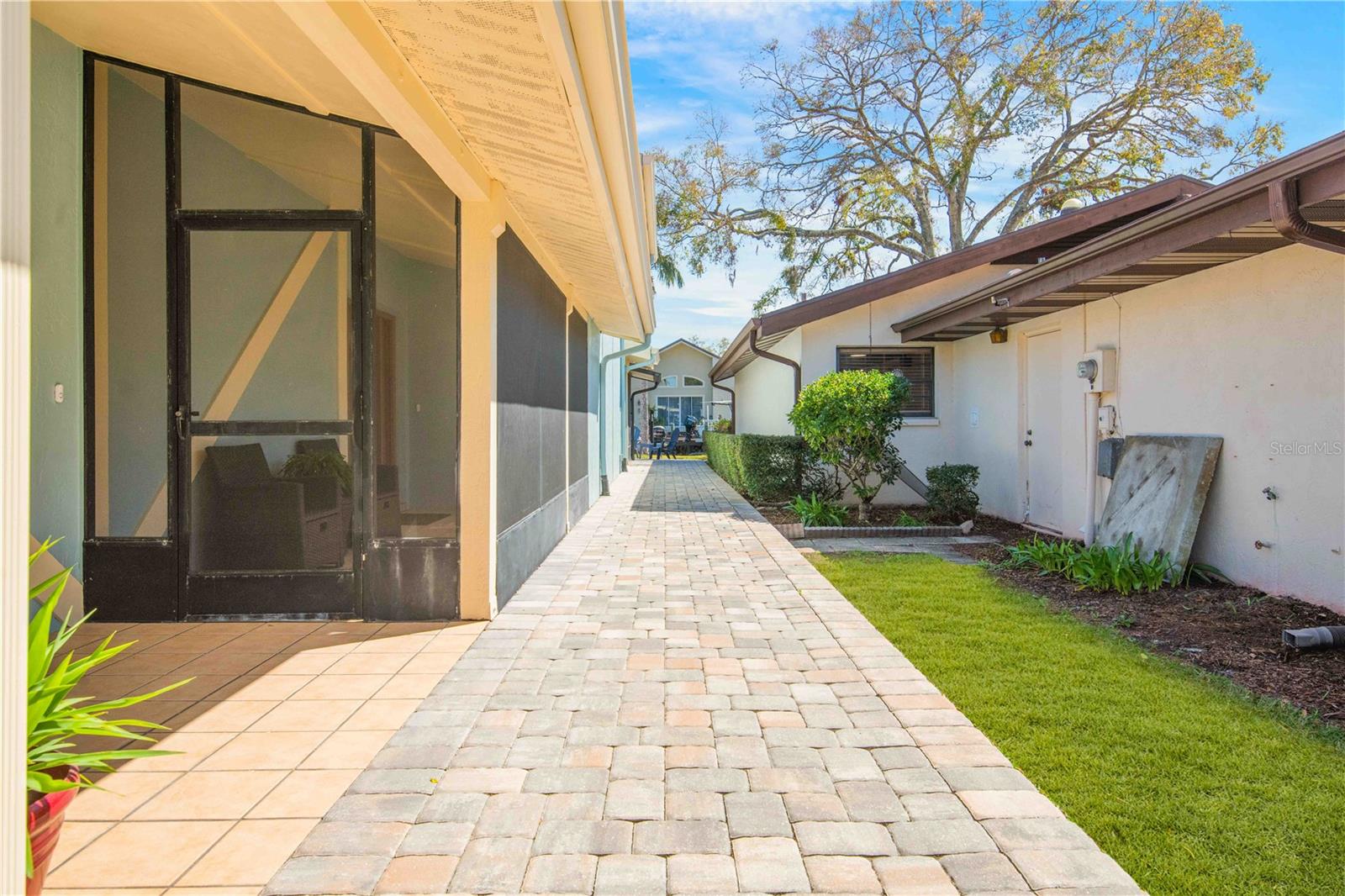 RIVERHAVEN VILLAGE - Residential