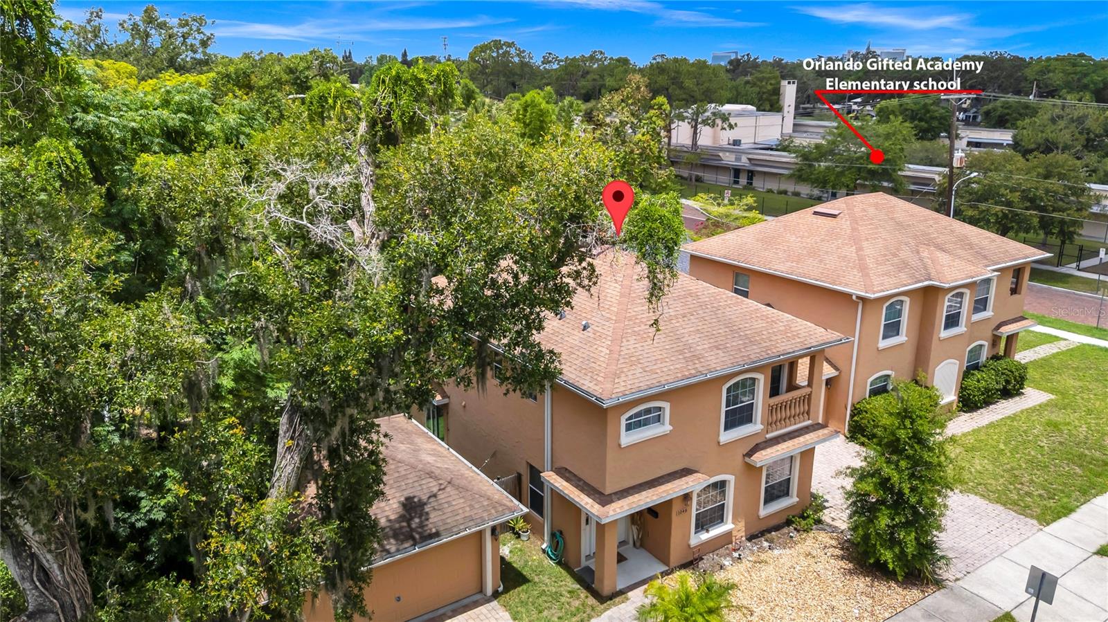 1046 MORRIS AVENUE 1046