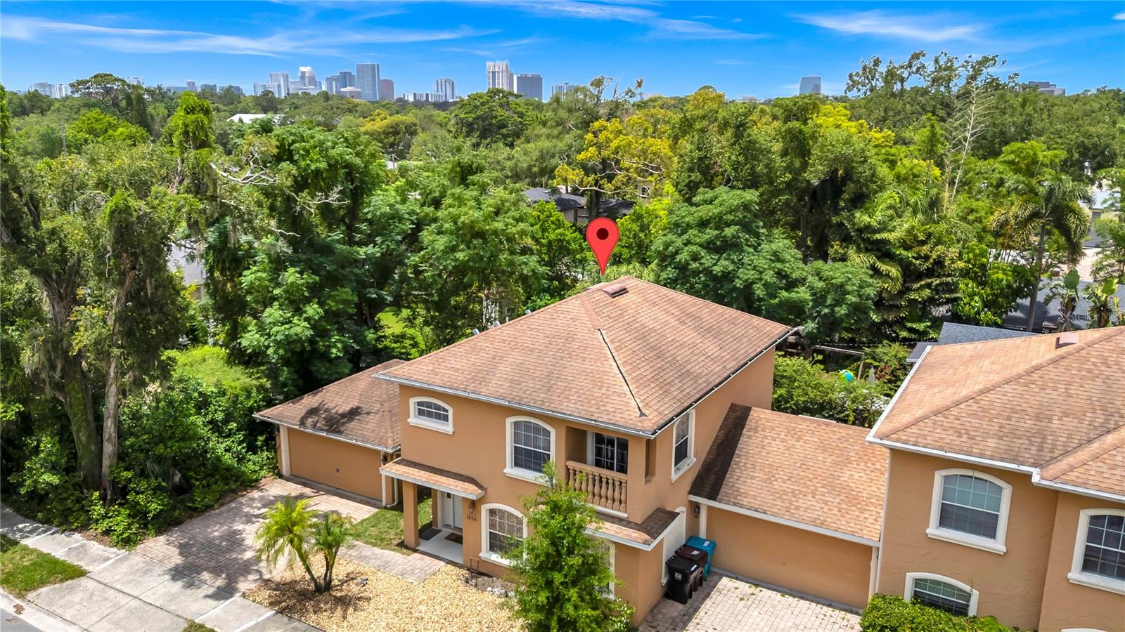 1046 MORRIS AVENUE 1046