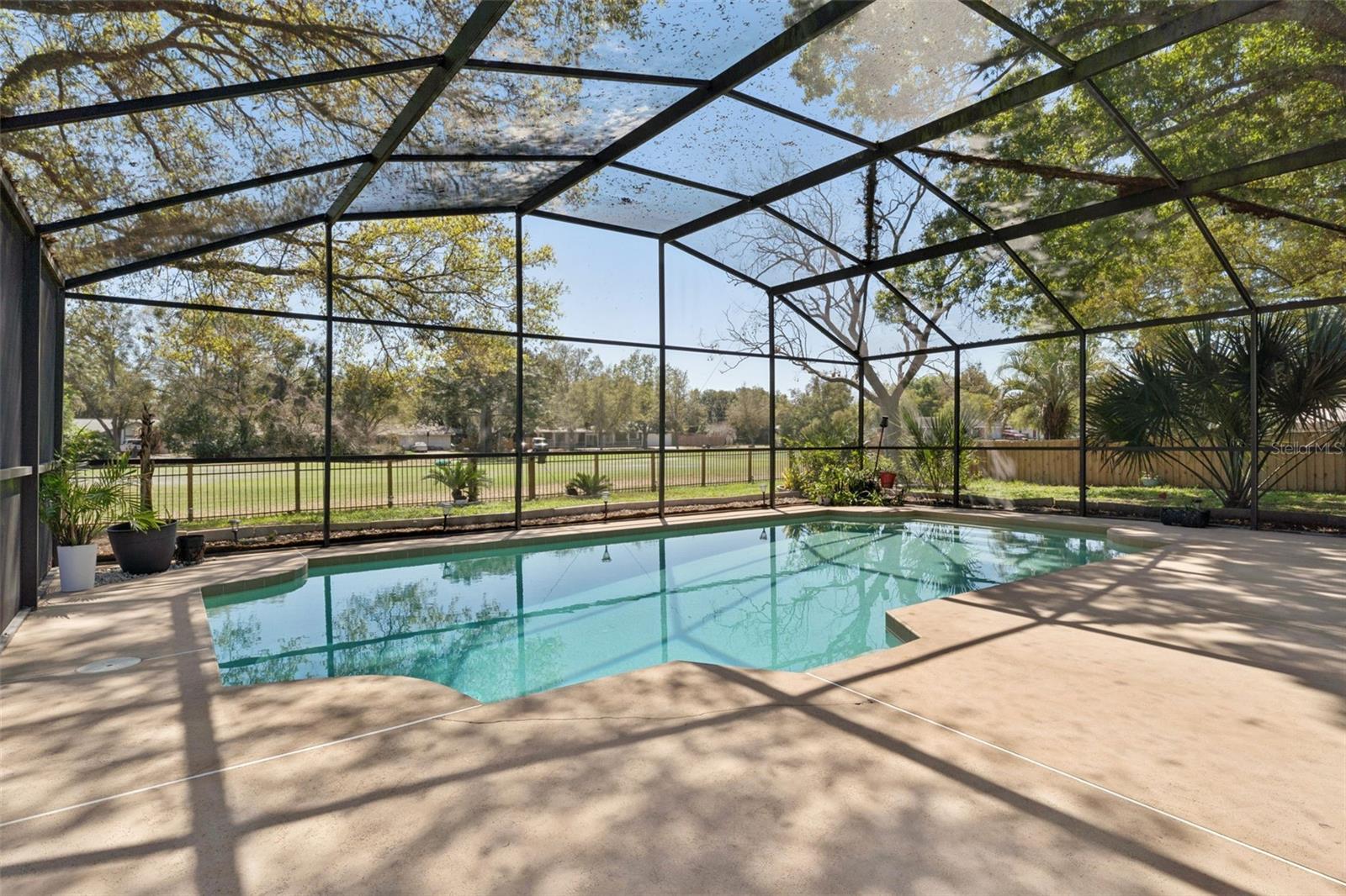 FAIRWAY COVE - Residential