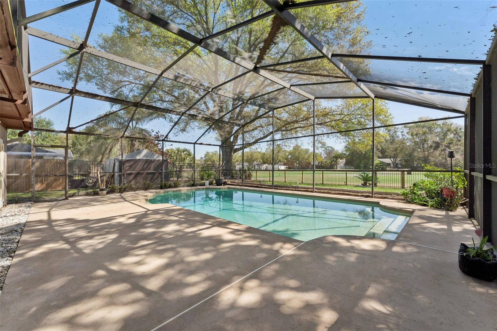 FAIRWAY COVE - Residential