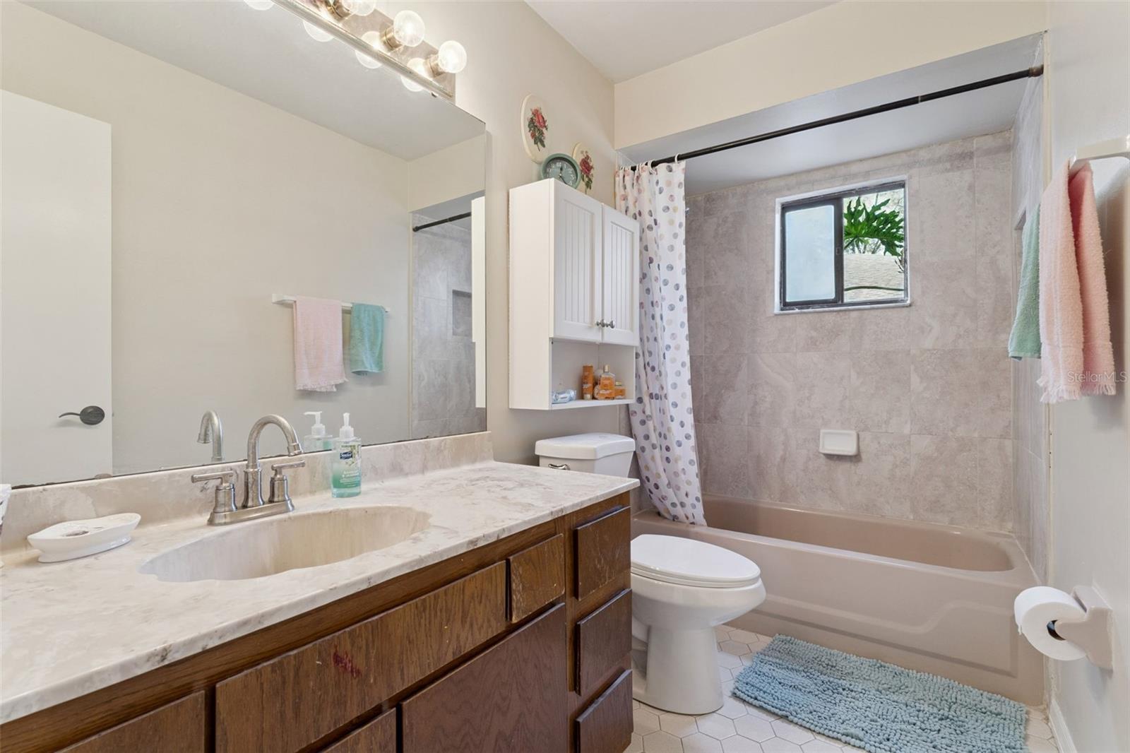 FAIRWAY COVE - Residential