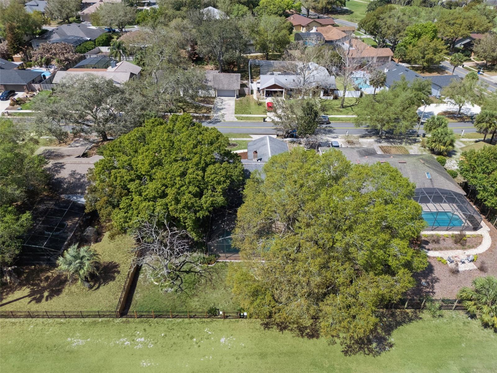 FAIRWAY COVE - Residential