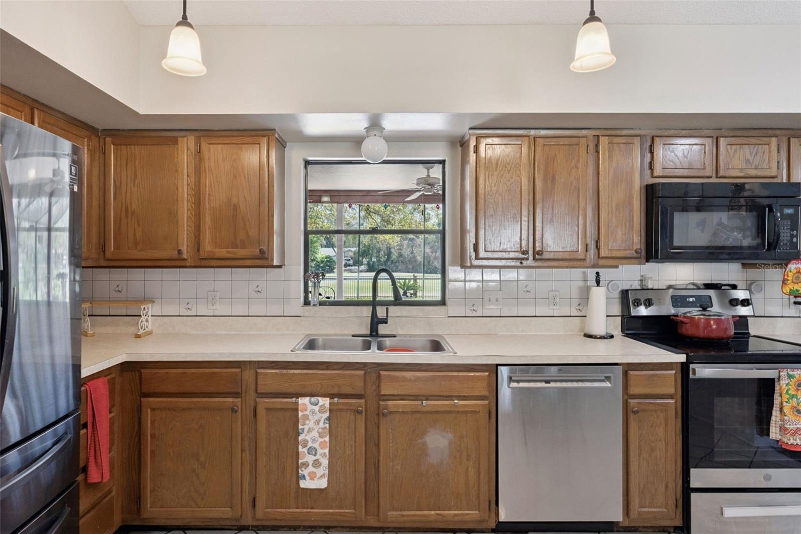 FAIRWAY COVE - Residential