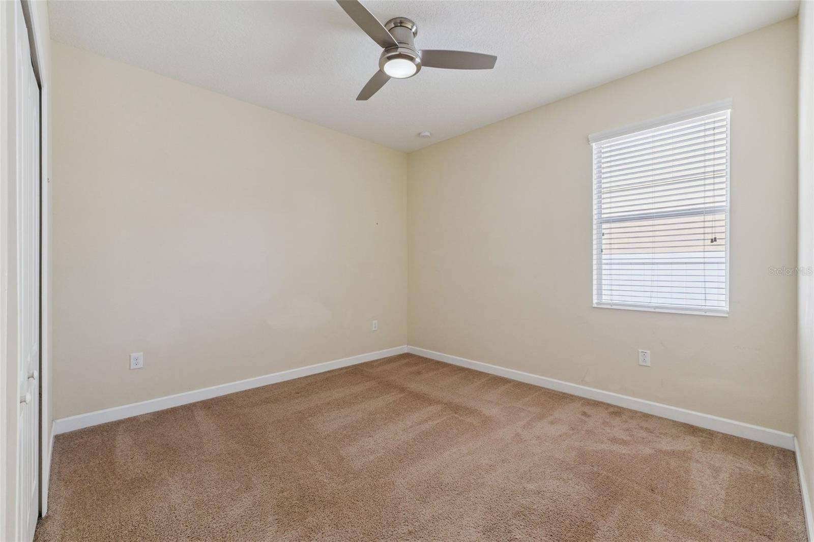 ALEXANDER RIDGE - Residential