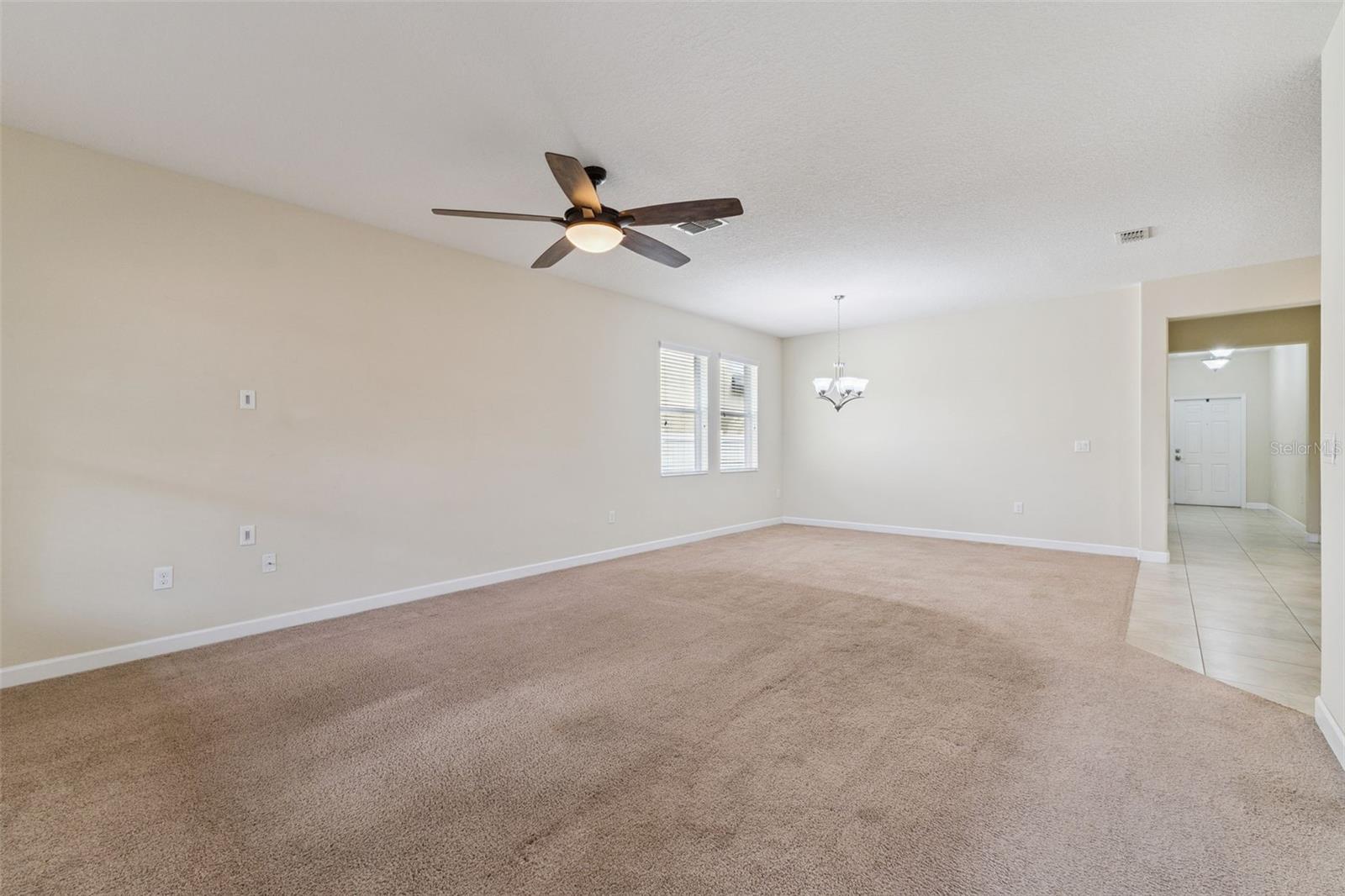 ALEXANDER RIDGE - Residential